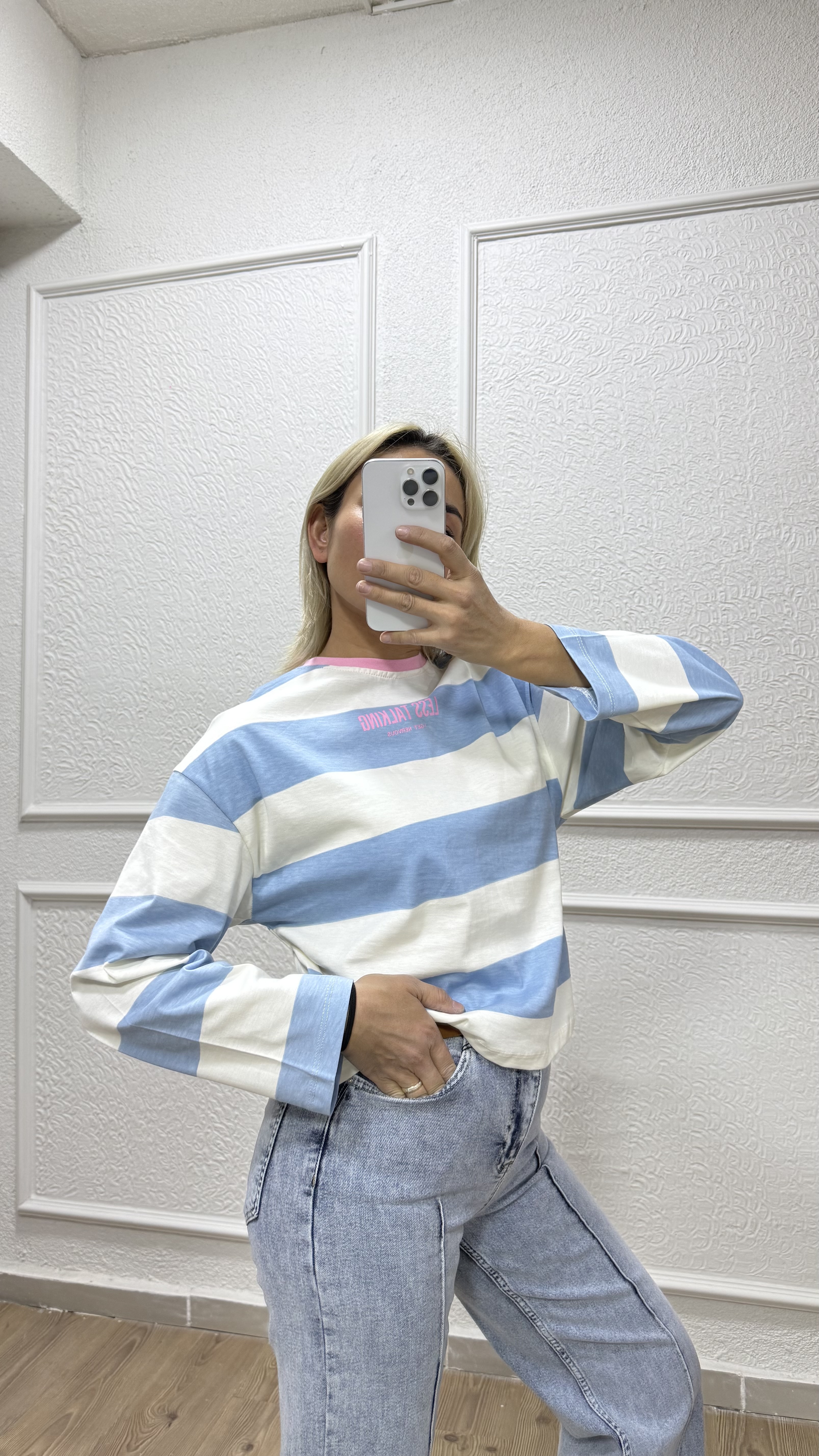 İri çizgili sweatshirt